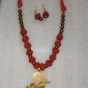 Krishna Pandil Set And Eyarring