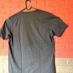 Van Heusen Grey T-shirt (Men’s)