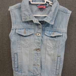 Denim Half Jacket For Boys/Girls 4-6 Yrs