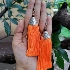 Tassel earrings (orange 🧡)