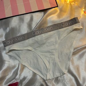 Calvin Klein Set