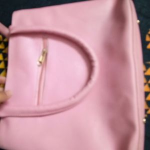 Selling A Hand Bag