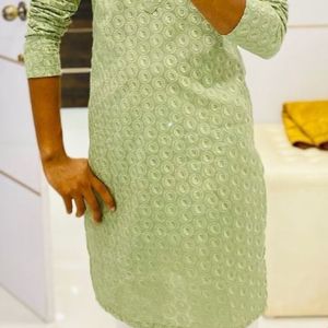 MENS GREEN CHIKANKARI EMBROIDERY KURTA