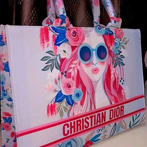 Christian Dior Luxurious Handbags 👜❤️🌸.