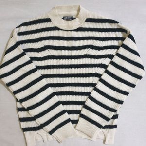 Women White &vBlack Stripped Pullover