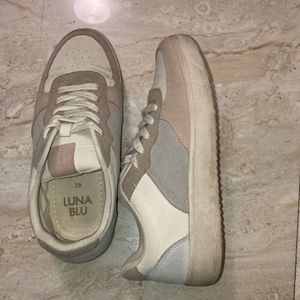 Luna Blu Casual OffWhite And Beige Sneakers