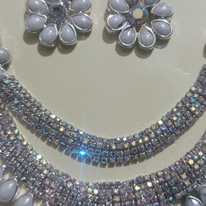 Fancy Necklace Set With Earrings