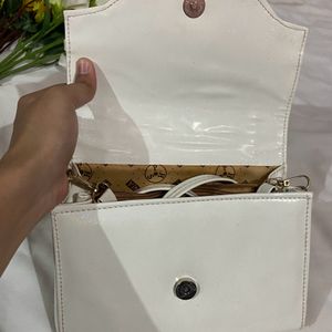 White Slingbag