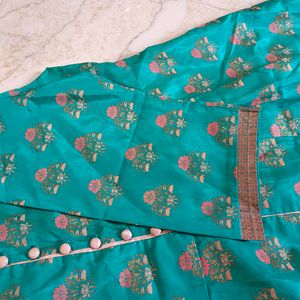 🎇Banarasi Soft Silk Kurti