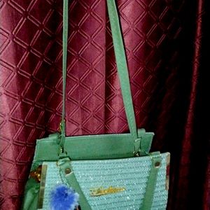 Green Hand Bag  👜