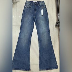 MANGO bootcut Denim