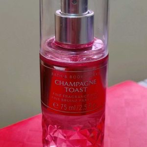 CHAMPAGNE TOAST BATH AND BODY WORKS