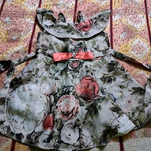 Beautiful Used Baby Frock 1 To 2 Years