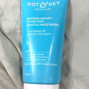 barrier Repair Hydrating Gentle Face Wash