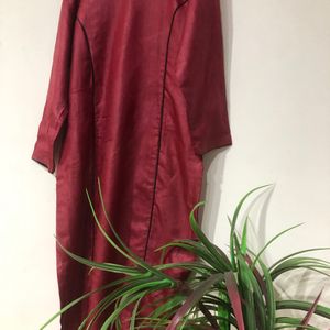 Red Maroon Silk Kurta With Pipin In Front