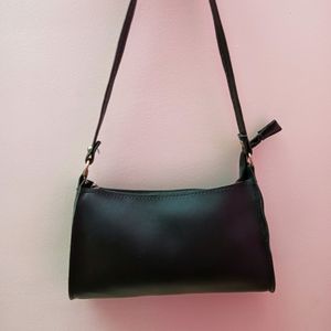 Sling Bag Black