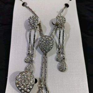 Beautiful silver Neckles
