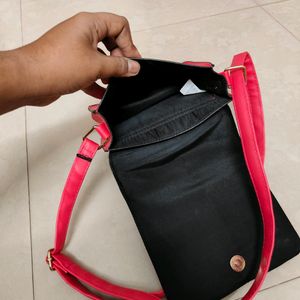 Sling Bag For Women. Stylish And Modern. Like New