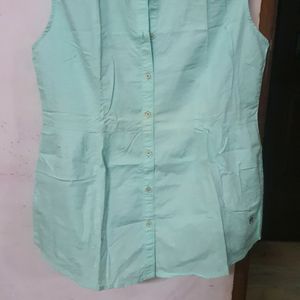 Cyan Sleeveless Shirt Style Top