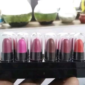 PINNER Matee Multi Colour Mini Lipstick Set