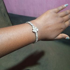 Beautiful Bracelate