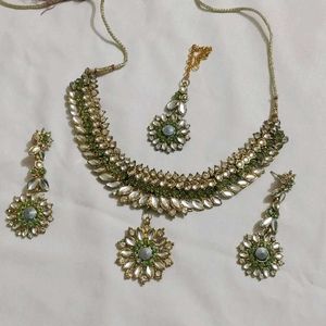 Necklace Set