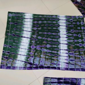 Bandhani Batik Double Bedsheet With 2 Pillow Cover