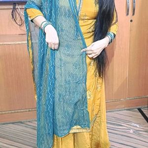 Trending Punjabi Suit