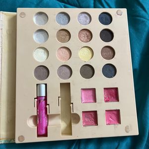 Claires Makeup Kit Box