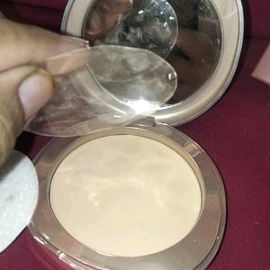 Lakme 9 To 5 Compact