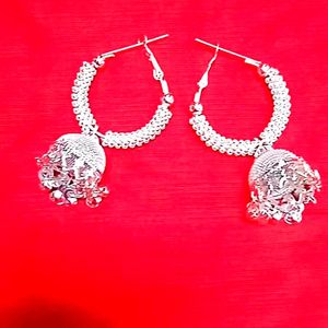 Graceful earrings