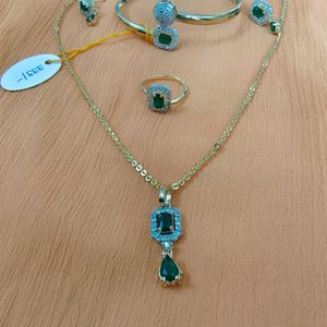 Eddie Jewelry Set ( Discount Offer)