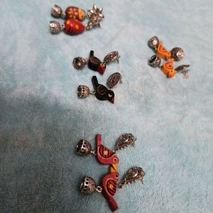 4 sets of traditional long earrings