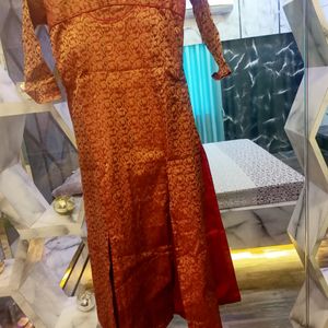 Beautiful Kurti With Skart With Dupatta