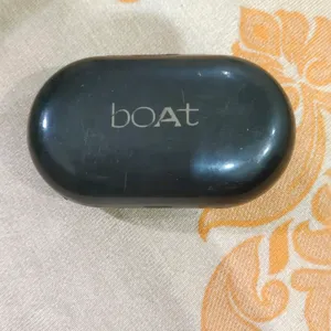 BOAT EAR BUDS...