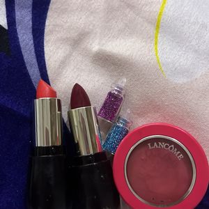 Combo (Lipsticks,Eye Glitter,Blush)