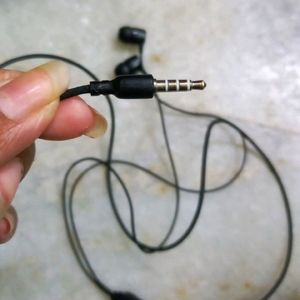 Brand New Earphones (3.5mm)