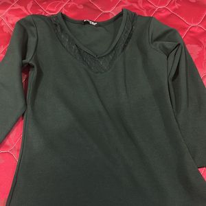 Selling A Dark Green Top