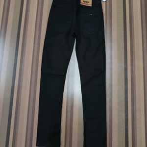 W-55 Size-32 Slim Fit Women Denim Jeans