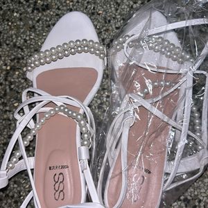 White New Pearl Flats Unopened Packaging UK39/6
