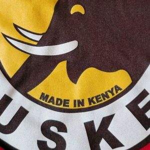 Vintage 90's TUSKER African Beer Unisex T- shirt