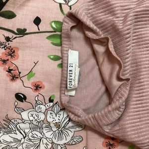 FOREVER21 rare pink turtleneck top