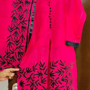 Doriya Kurta With Dupatta Thread Embroidery