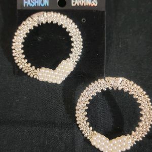 Beautiful Pearl Earings