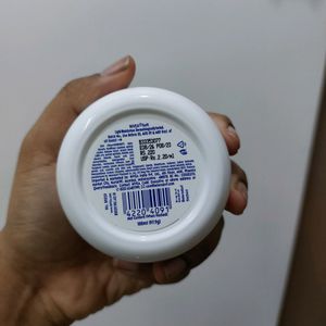 Nivea Soft Light Moisturizing Cream