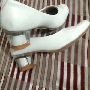 White Heel