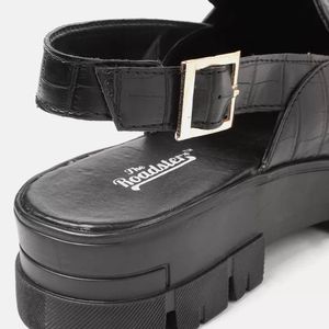 Roadster Women Platform Mules