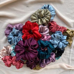 For 100 Scrunchies