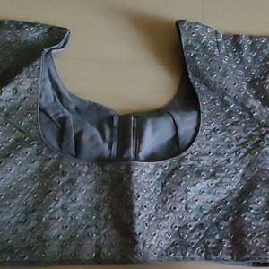 Readymade Blouse With 3/4th Hands