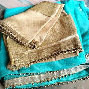 Beautiful Saree With golden Blouse size Issue